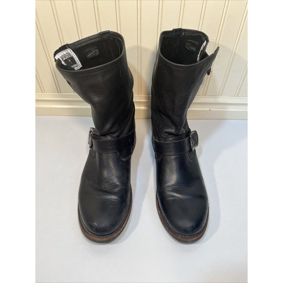 Frye Women’s Veronica Short Black Leather Buckle Moto Boot Size 8 - Picture 2 of 14